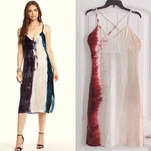 NWT Chaser Cocktail dress in size S gorgeous velour in beige, white and maroon